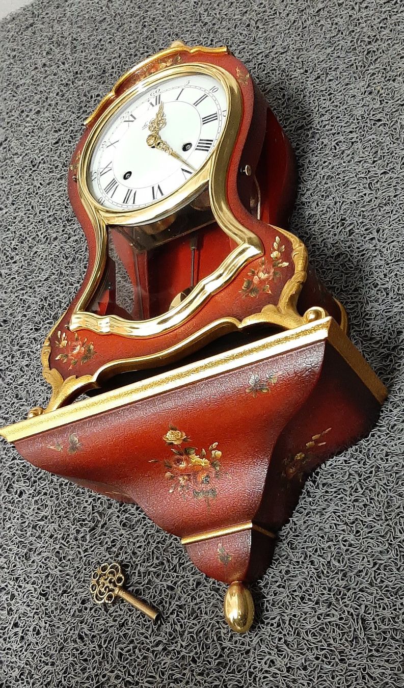 Orologi da terra & Orologi da parete: Wanduhr Le Castel – Usato da Selzach venduto da Dampflisi 2