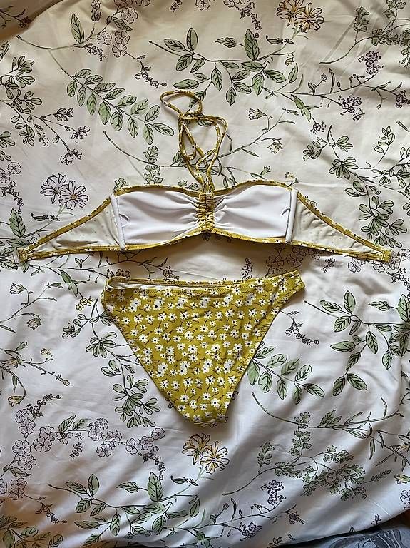 Costumi da bagno & Bikini: Gelbes Blumen Bikini – Usato da Studen SZ venduto da _jasi7307_ 1