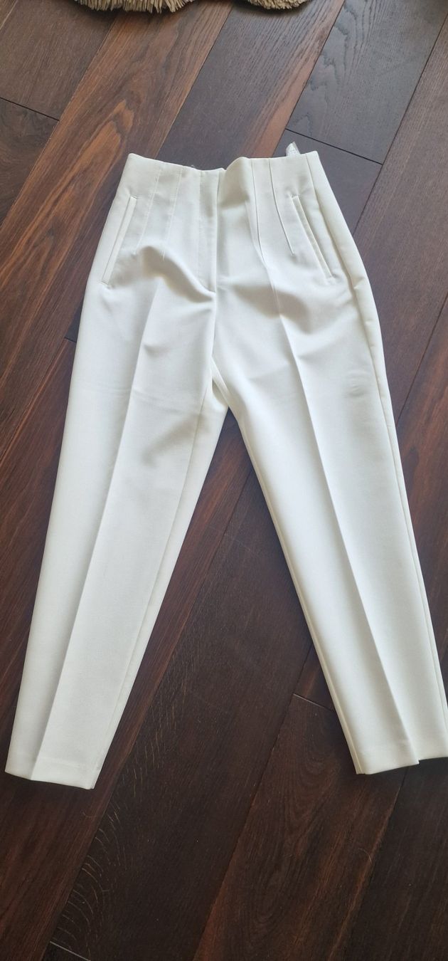 Zara Pantaloni: Zara Stoffhose, weiss, Gr. S – Usato da Zürich venduto da michelle212 1