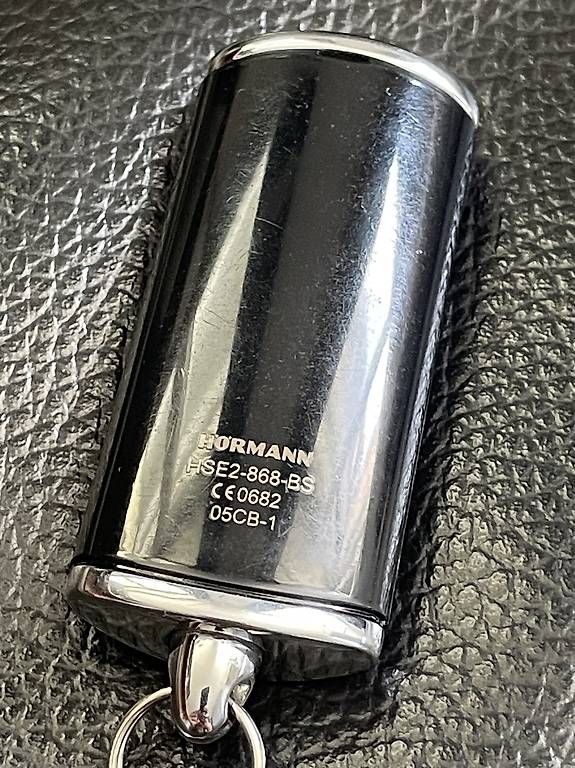 Sonstiges Elektromaterial: Hörmann HSE2-868-BS Handsender – Gebraucht aus Buchs SG von auchan2008 1