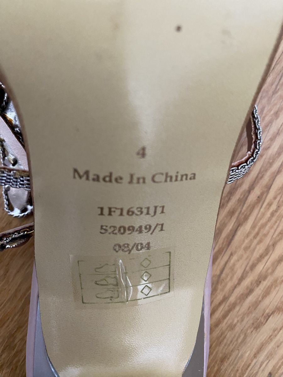 Damenschuhe: Schuhe gr uk 4 / 36 EU – Gebraucht aus Adliswil von Jenhrt 3
