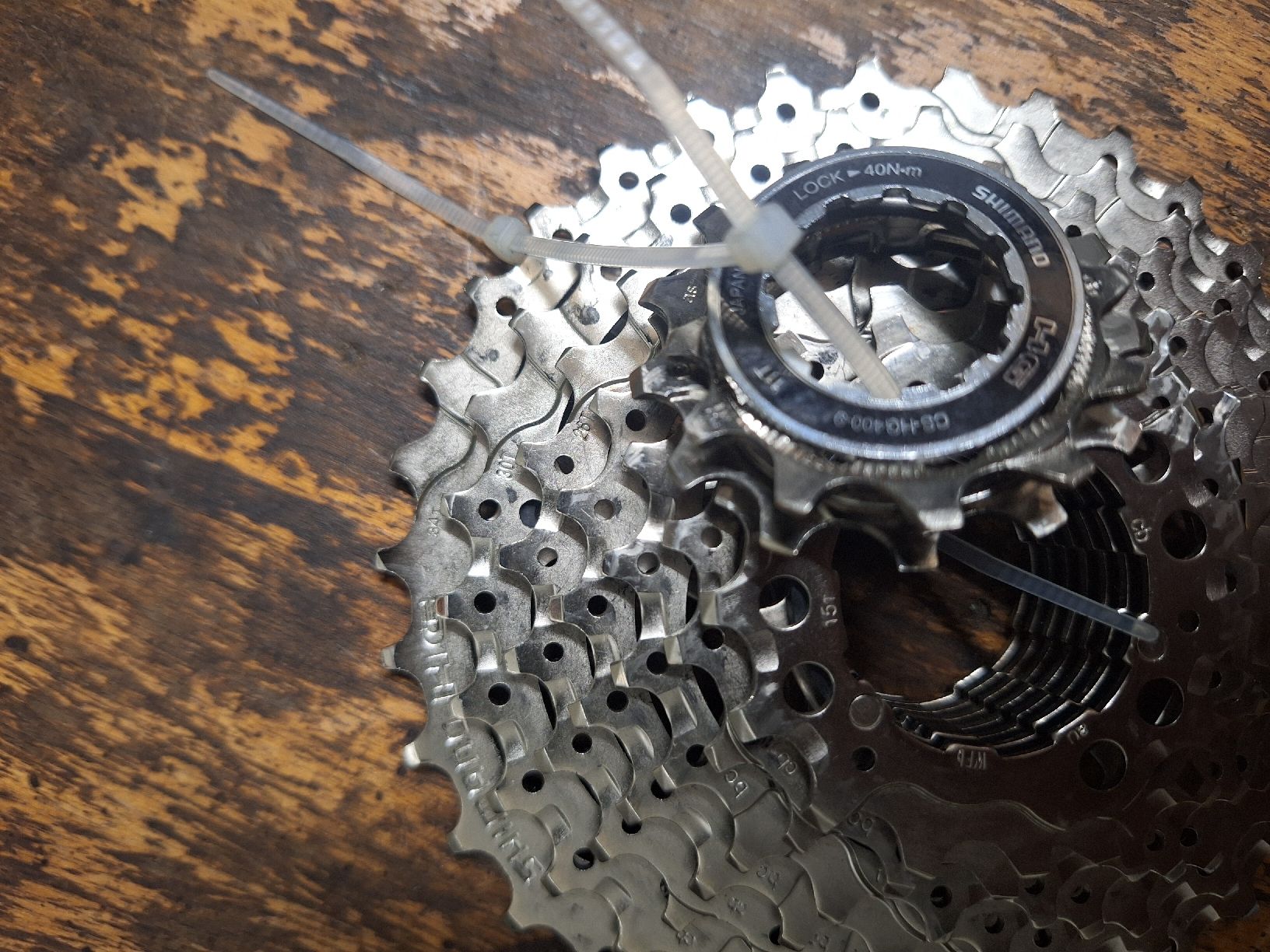 Shimano Pezzi di ricambio: cassette shimano 9v – Nuovo (secondo la descrizione) da Onex venduto da lucar97 1