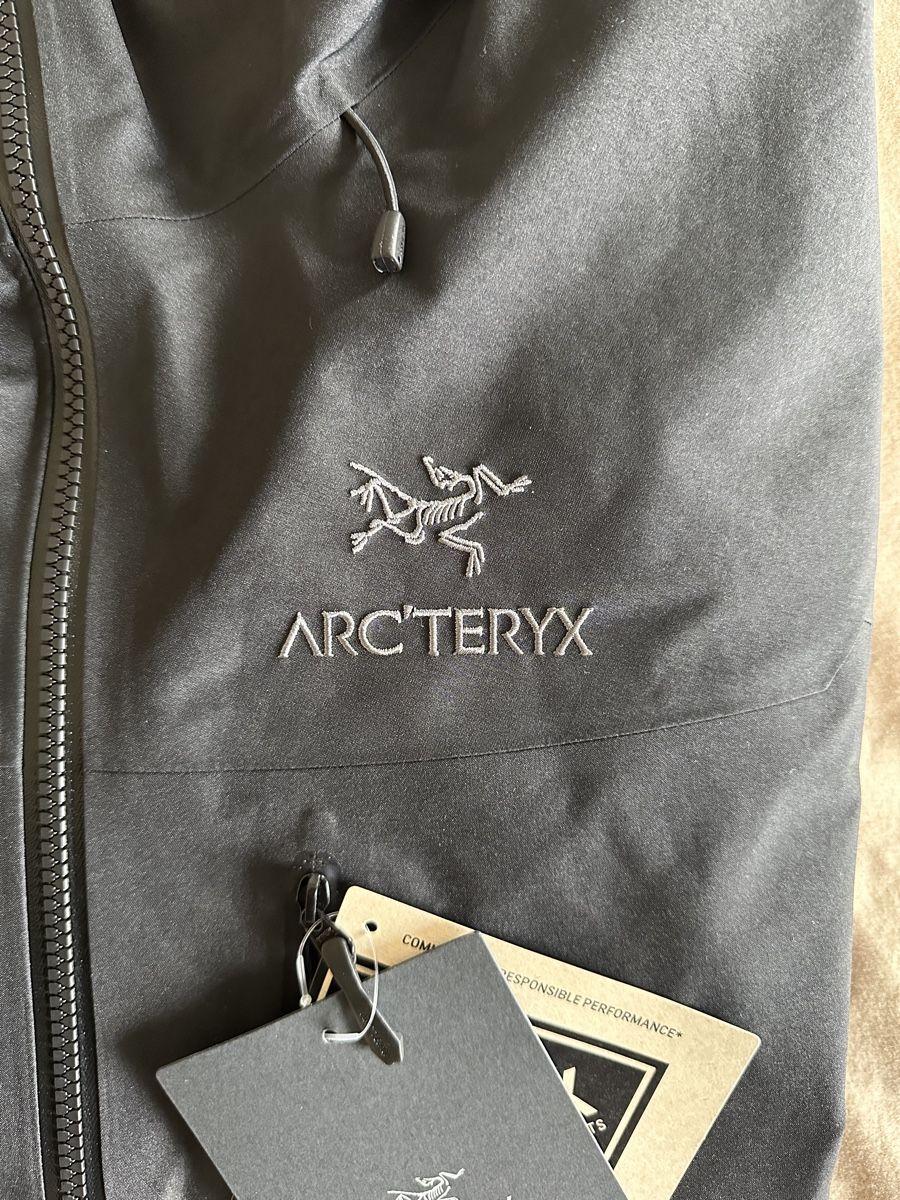 Arcteryx Jacken: Arcteryx Alpha SV – Neu und originalverpackt aus St. Gallen von Alpenfuerst 4