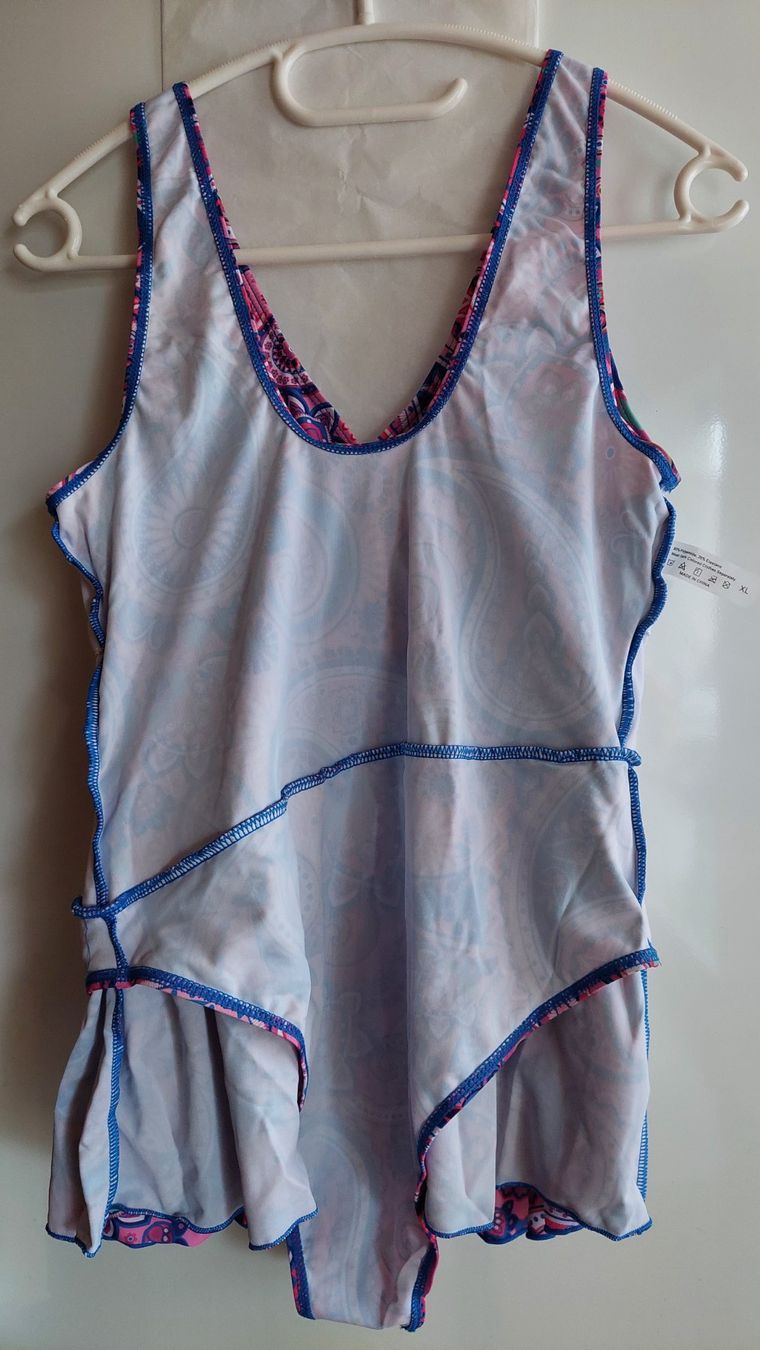 Costumi da bagno & Bikini: Neuer einteiliger Badeanzug mit Röckchen, Gr. XL / 44 – Nuovo (secondo la descrizione) da Oberwil BL venduto da Hunajakakku 4
