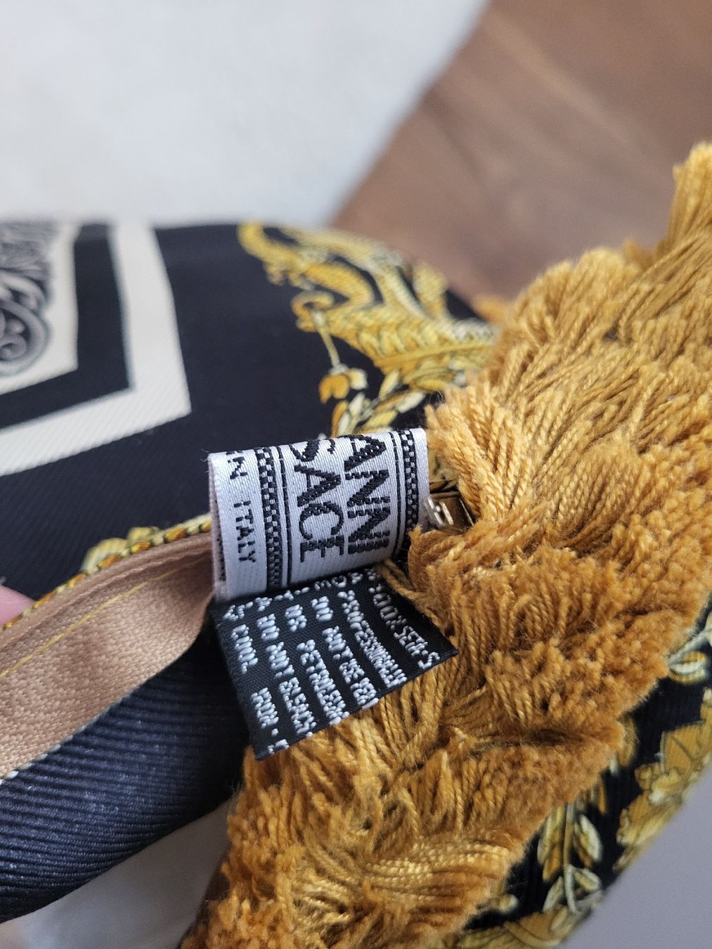 Versace Kissen: Versace Atelier – Neu (gemäss Beschreibung) aus Fruthwilen von Mostro-Medusa 4