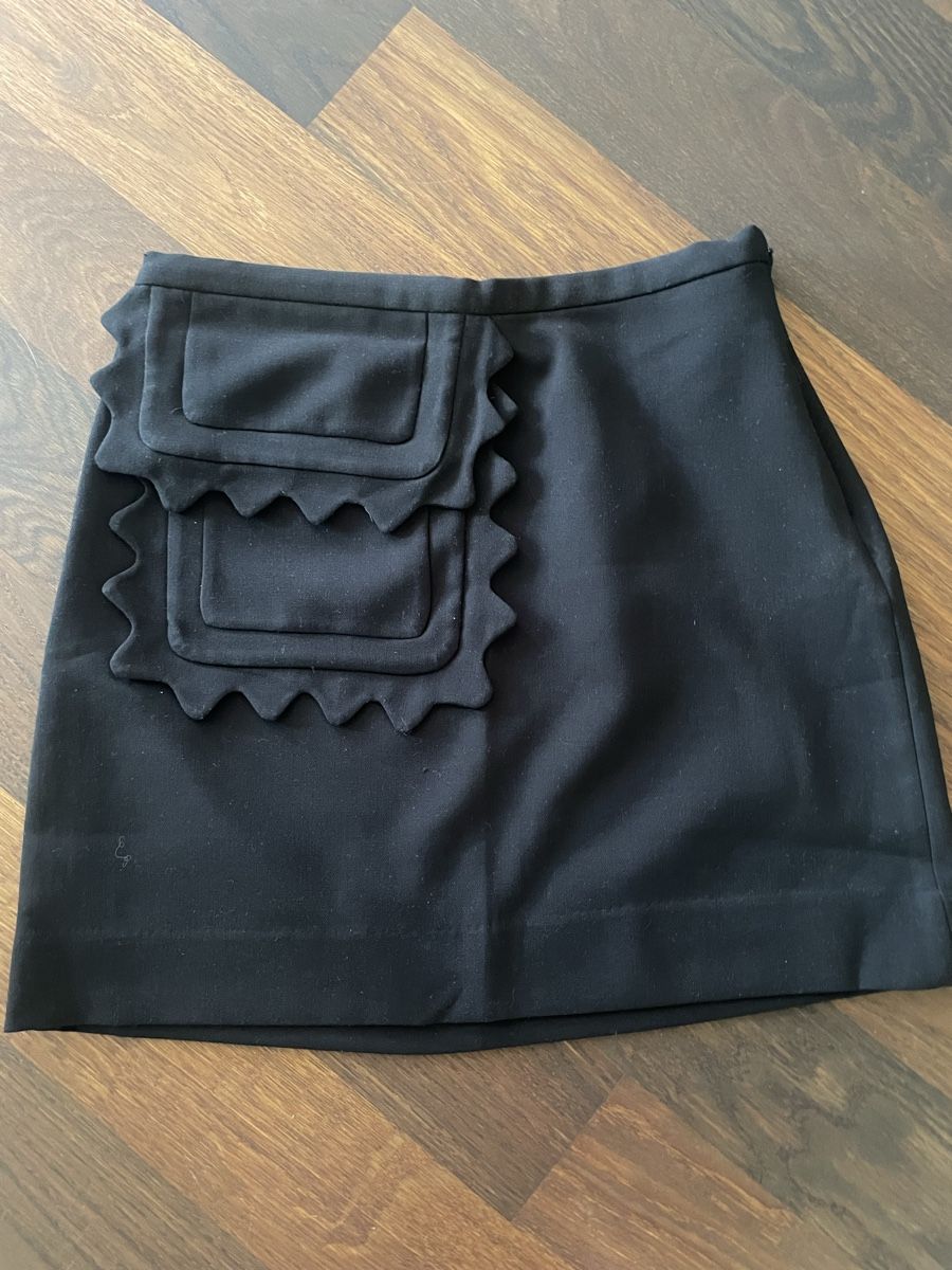 Victoria Beckham Jupes: Victoria Beckham Skirt – Neuf (Voir description) à Basel par mca_cj2y
