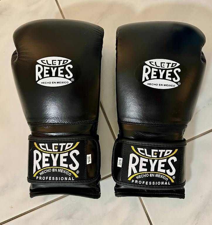 Guanti & manicotti: Boxhandschuhe Cleto Reyes – Nuovo e nell'imballaggio originale da Dietikon venduto da inf_xq5h 2