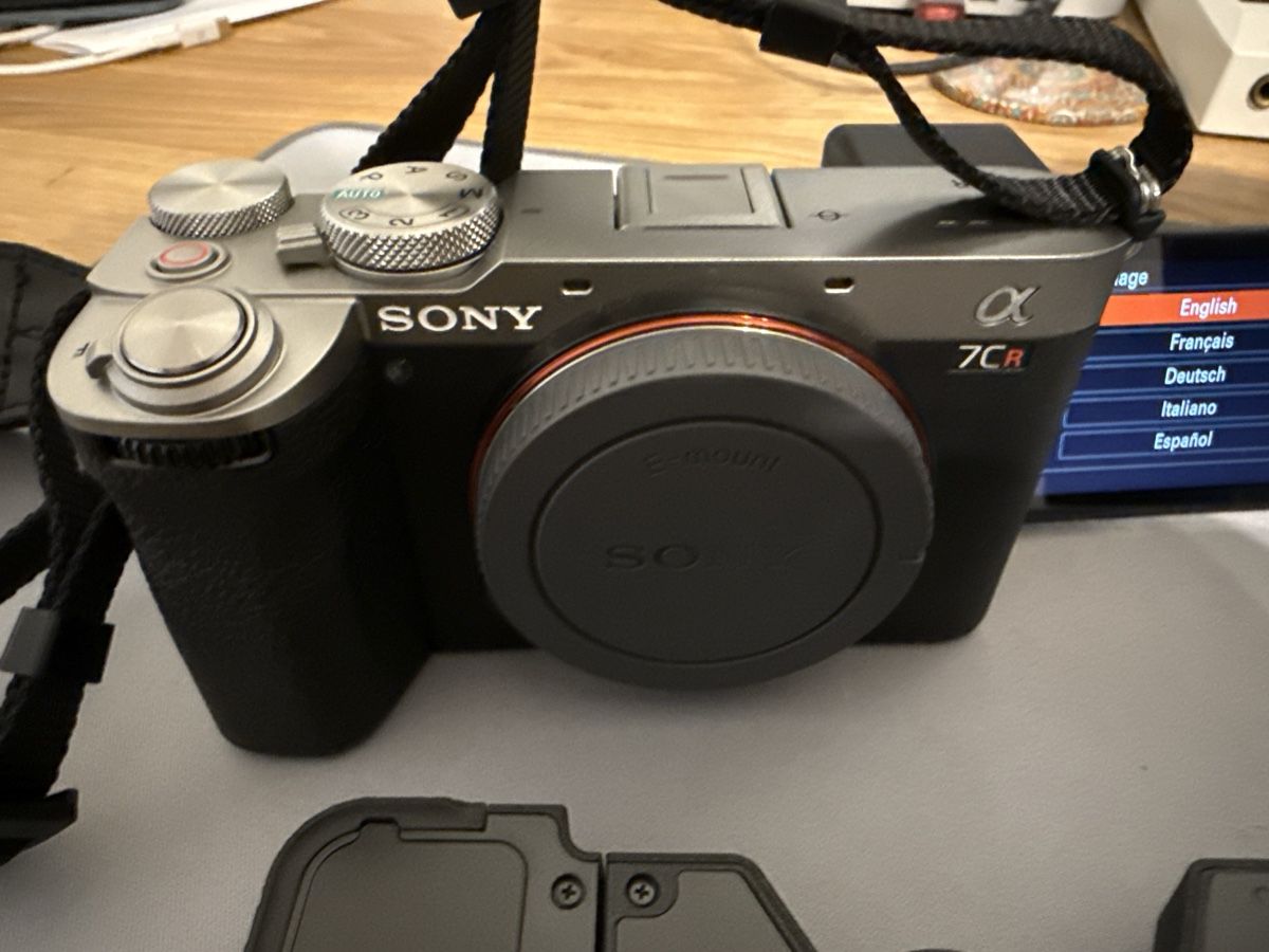 Sony Fotocamera: Sony Alpha 7CR Silver Bundle – Usato da Rupperswil venduto da kaiszielasko94 1