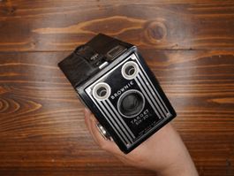 Kodak Brownie Target Six-20