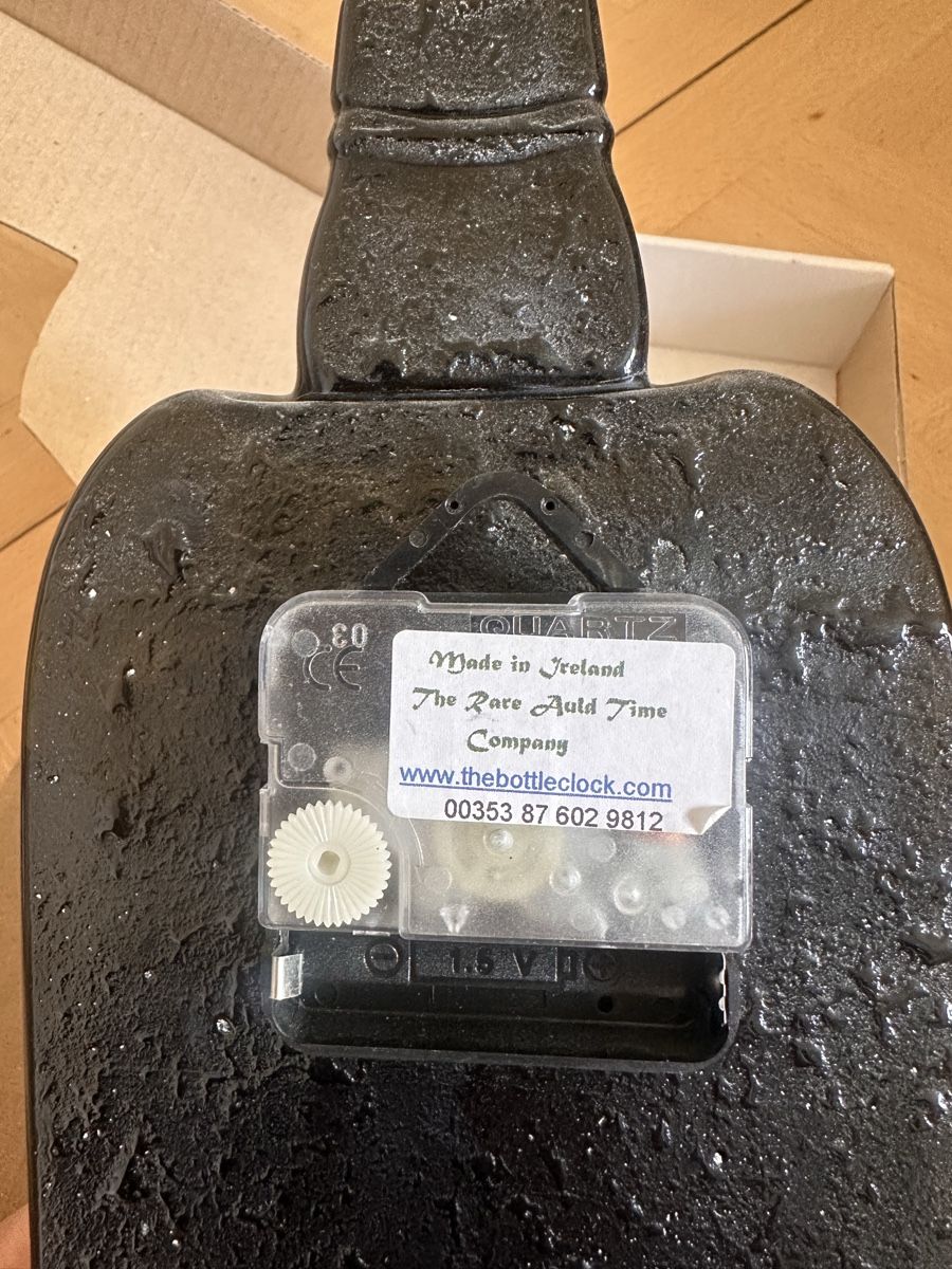 Orologi da terra & Orologi da parete: Original Teeling Irish Whiskey Bottle Clock  – Nuovo (secondo la descrizione) da Zürich venduto da chayen 3