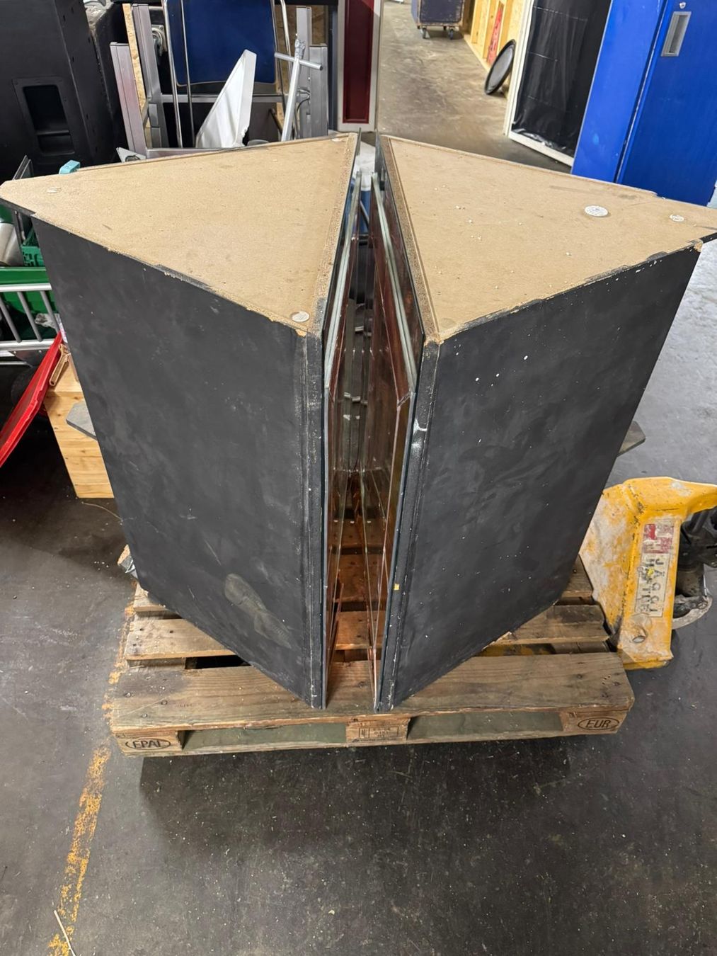 Fostex Casse acustiche: Fostex Eck Lautsprecher Subwoofer – Usato da Zürich venduto da Ronja_Stoffel99