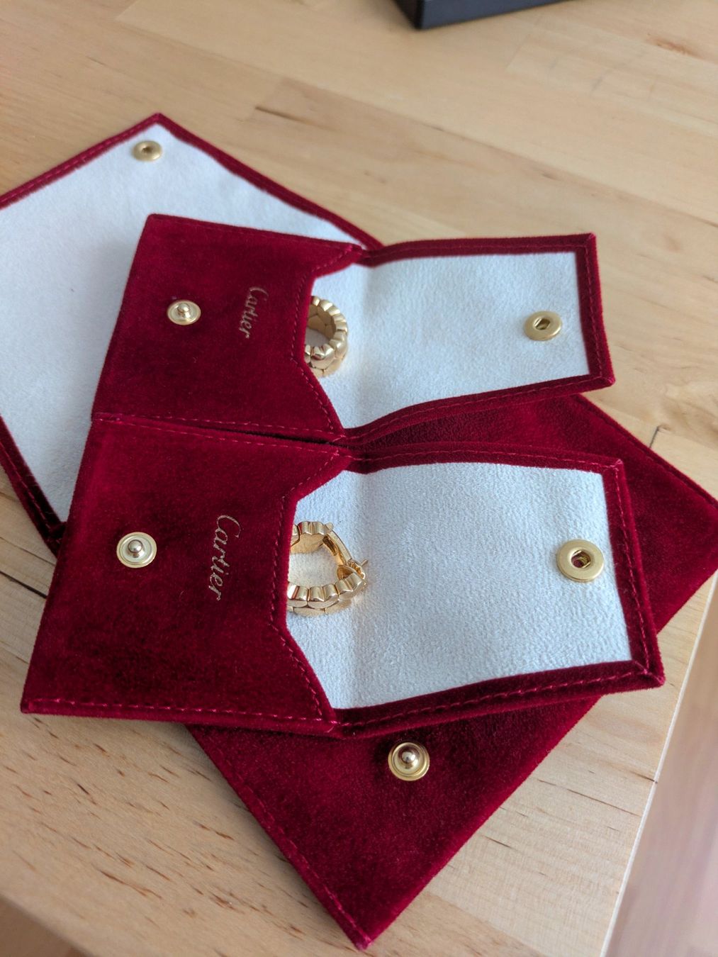 Cartier Orecchini pendenti & Orecchini a lobo: Cartier 18k karat "Gold Hearts Earclips" – Usato da St. Gallen venduto da ada_9q6c 4