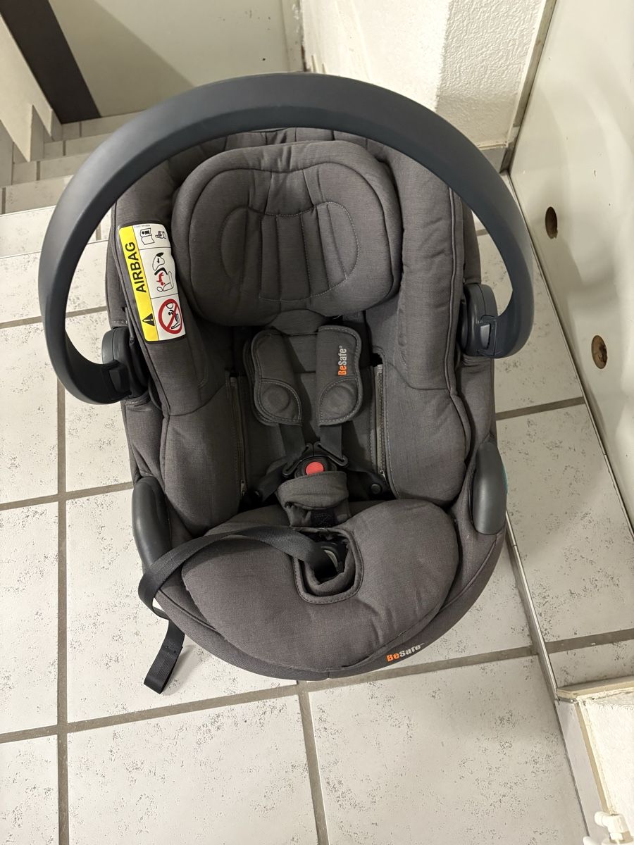 Seggiolini per auto: BeSafe Babyschale iZi Go Modular X inkl Base – Usato da Holderbank AG venduto da cargobulle 2