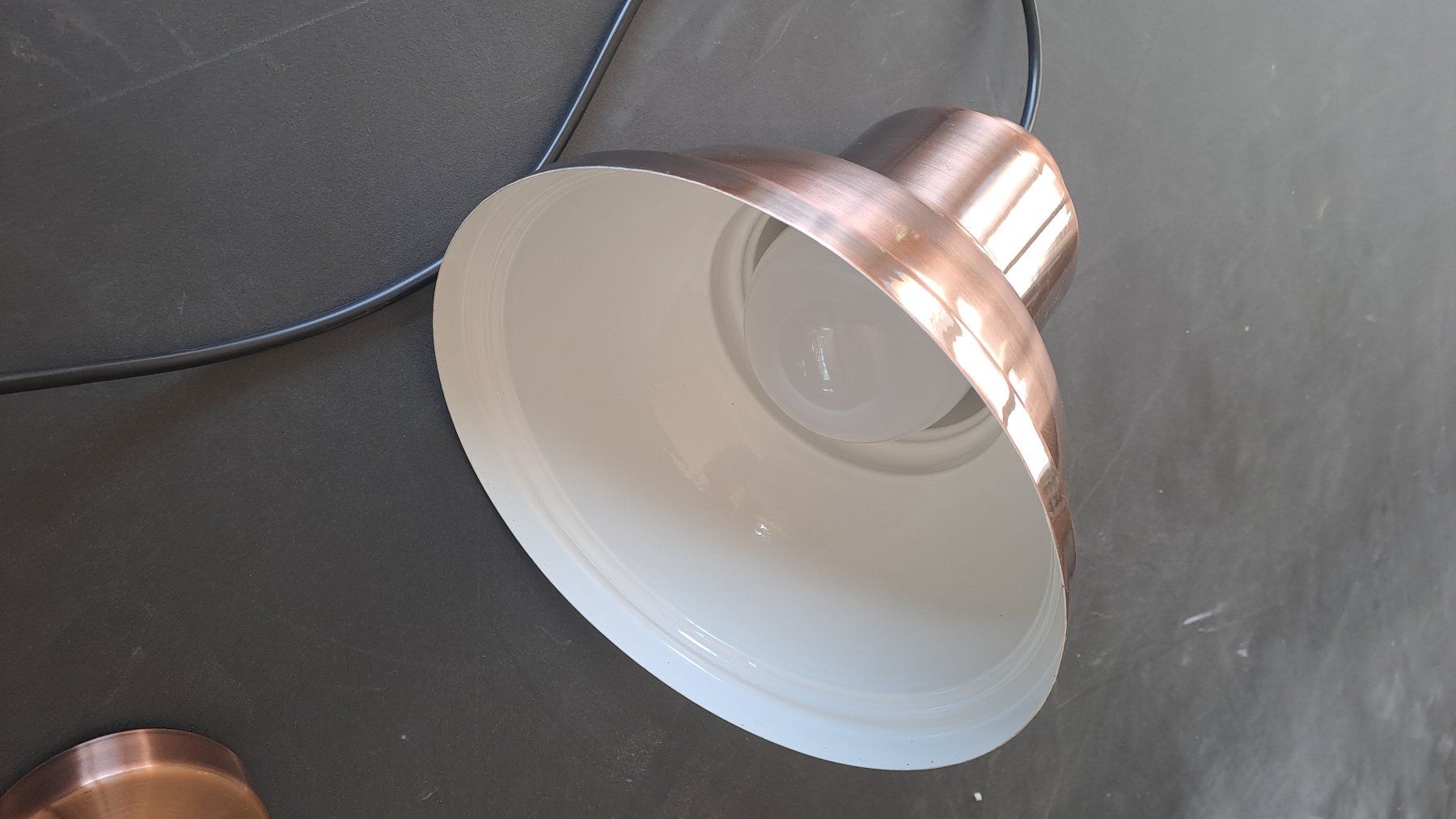 Lampadari & plafoniere: Pendellampe – Usato da Thielle venduto da urs_8lzn 1
