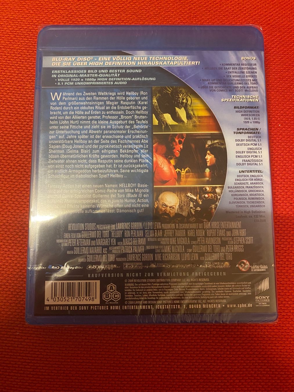 Alle DVDs: Hellboy (2004) - Director's Cut [Blu-ray Disc] – Neu und originalverpackt aus Einsiedeln von Penguin_Holmes 1