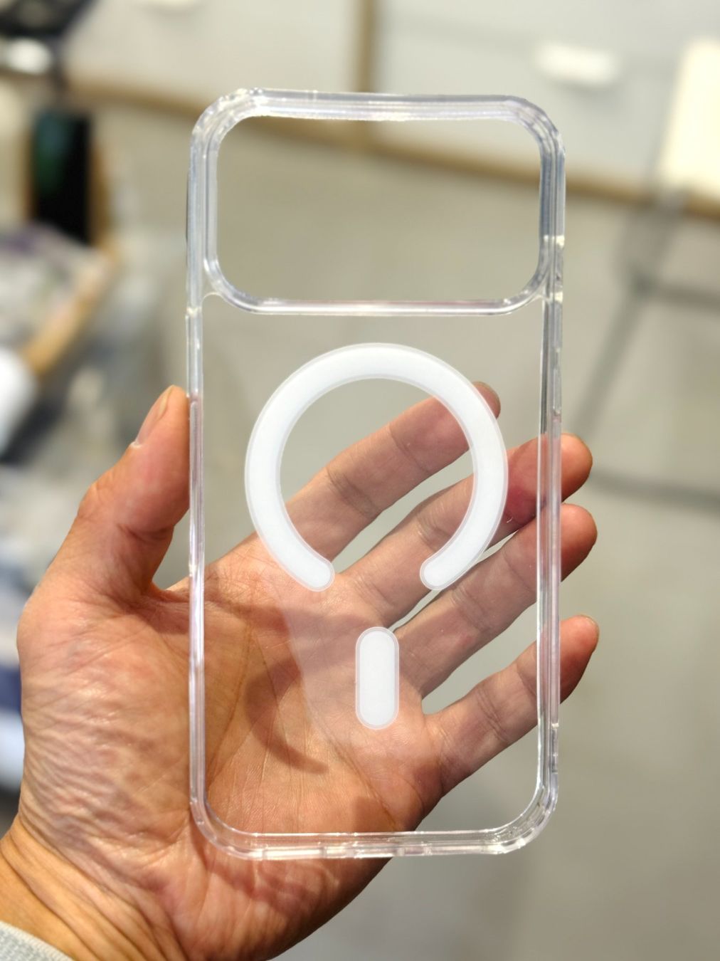 Cover & Protezioni schermo: iPhone 18 Pro - Coque transparente magsafe clear – Nuovo e nell'imballaggio originale da Morges venduto da DigiAC 3