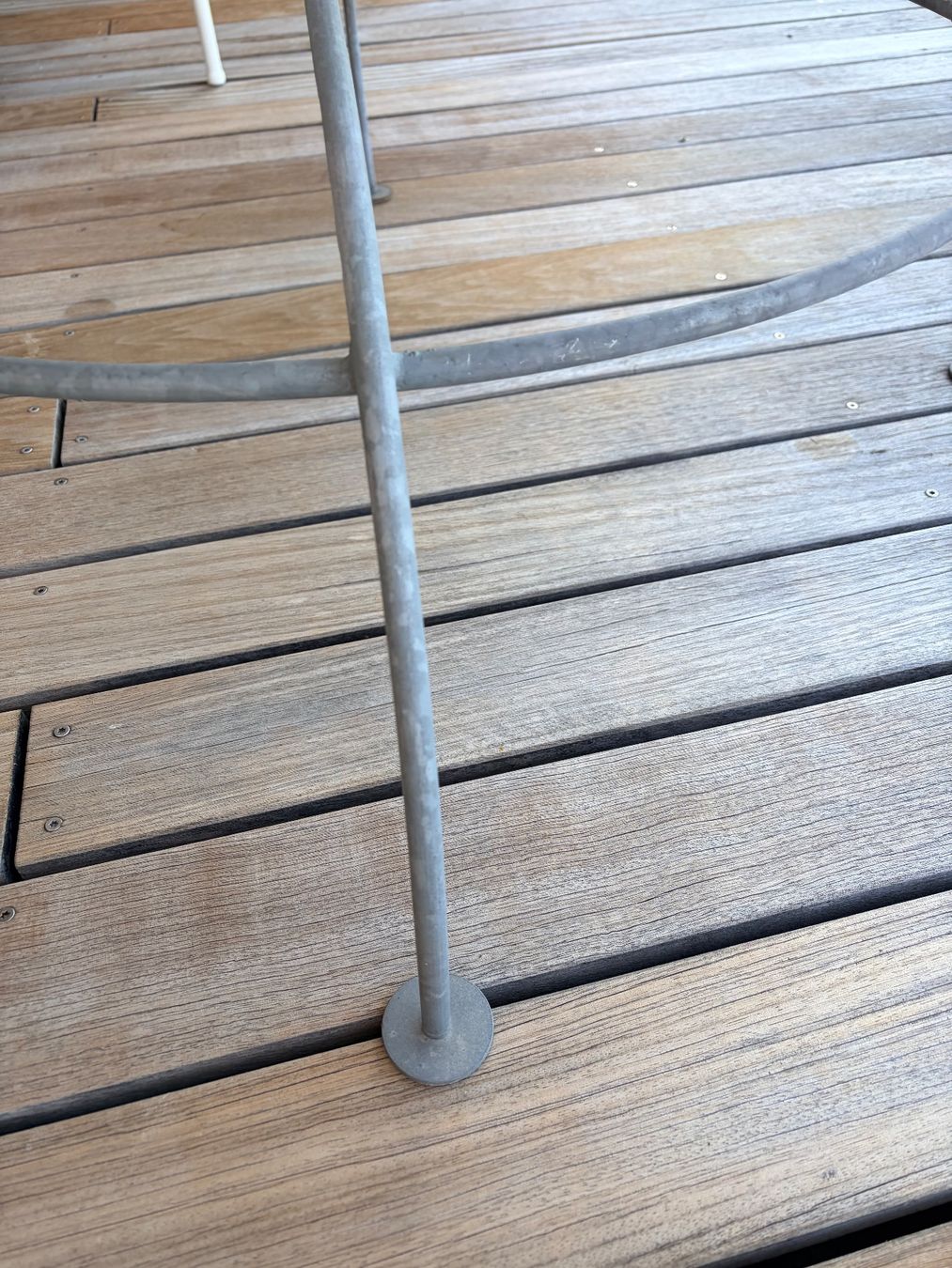 Tische: Glas Gartentisch – Gebraucht aus Küsnacht ZH von Dasdoo 4