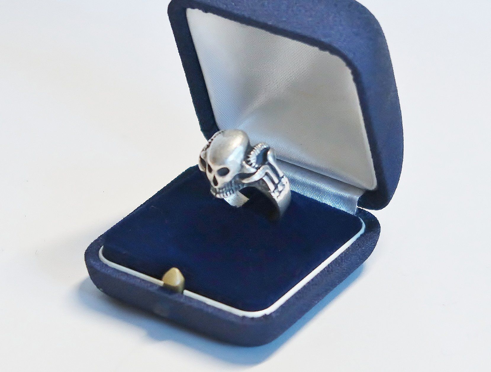 Anelli: Totenkopf Ring Silber .925 Grösse 56 – Usato da Luzern venduto da eAladin 2