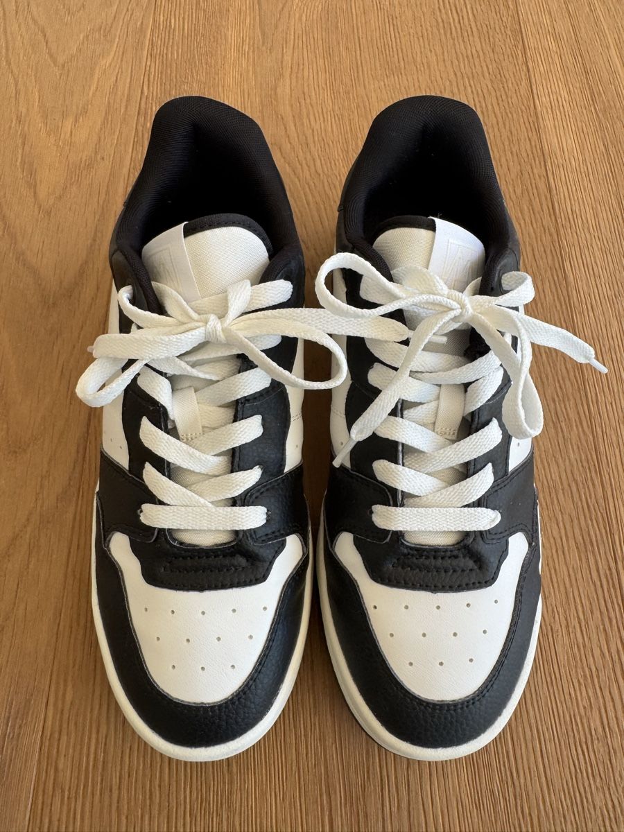 H&M Scarpe da donna: H&M Sneaker Gr. 38 in schwarz-weiss – Nuovo (secondo la descrizione) da Altendorf venduto da PiaLang
