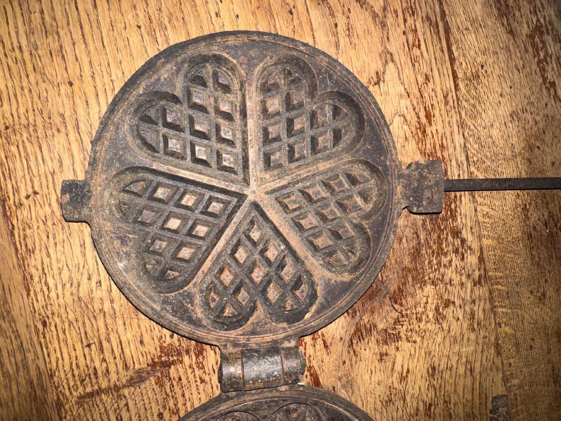 Teglie da forno: Gaufrier fonte 16cm waffeleisen – Usato da Lajoux JU venduto da Briard0 3