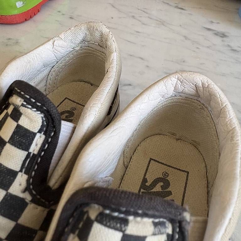 Chaussures garçon: Vans Slip On Grösse 22 – D'occasion à Zürich par blog_bleistift 2