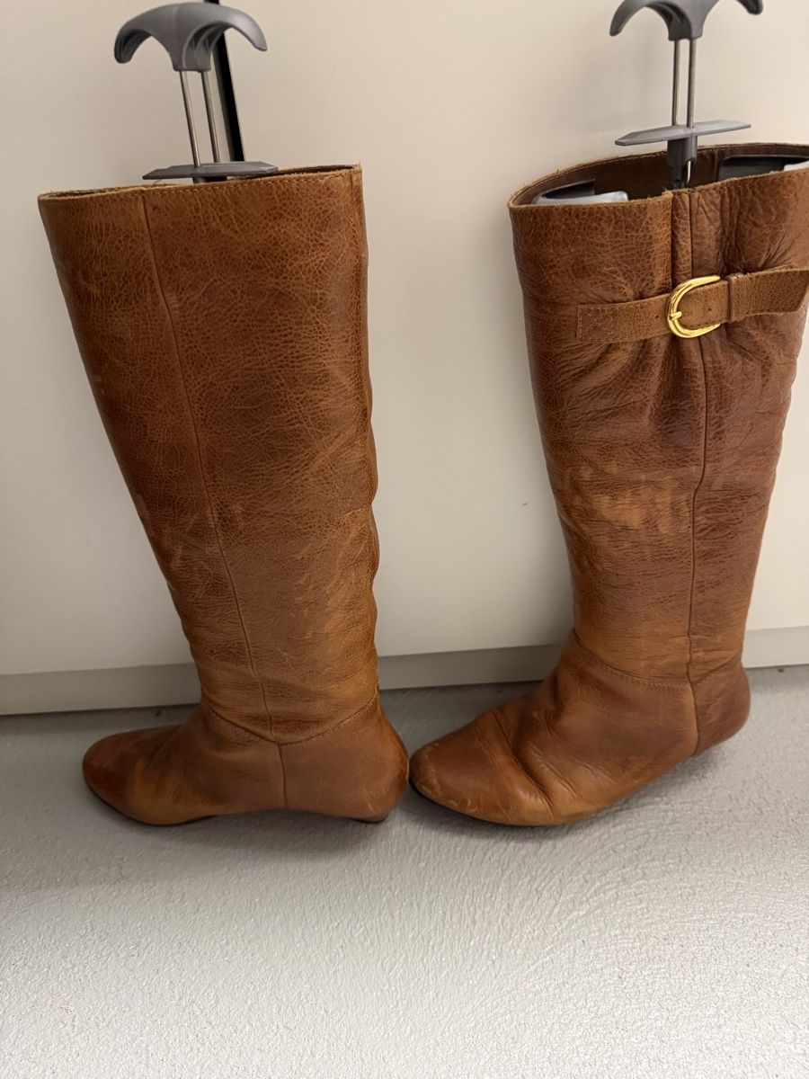 Damenschuhe: Leder Stiefel cognac Grösse 37 gebraucht – Gebraucht aus Küsnacht ZH von ToddyGinger 1