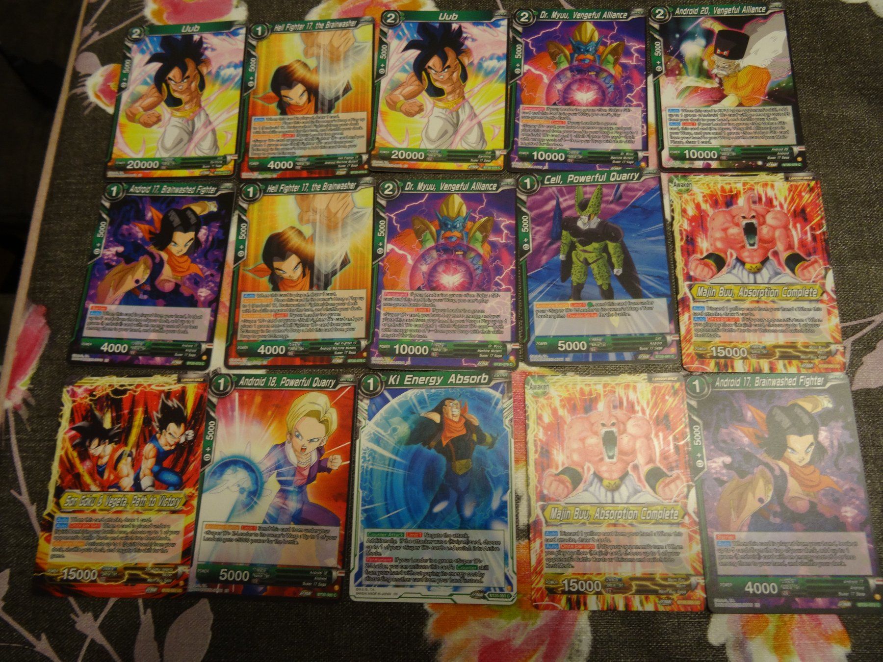Carte collezionabili: 100 Dragonball Cards – Usato da Olten venduto da Disc-Ausverkauf