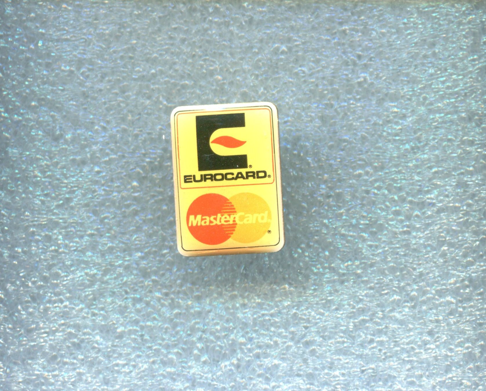Plaketten & Abzeichen: EUROCARD  MasterCard – Gebraucht aus Winterthur von Sammleroase