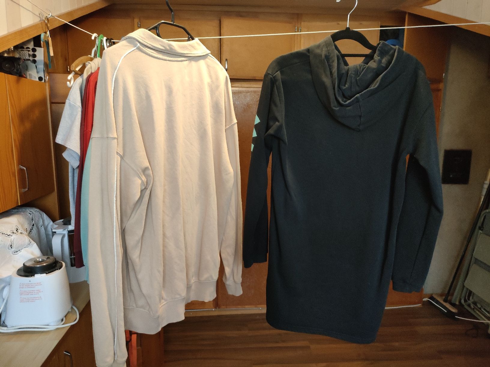 H&M Lotti & Set di vestiti: HM Mädchen Kleiderpaket Grösse 164, 3 Teile, – Usato da Leuggelbach venduto da Schreiner21 2