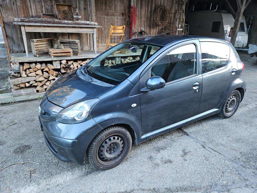 TOYOTA AYGO 1.0 LUNA