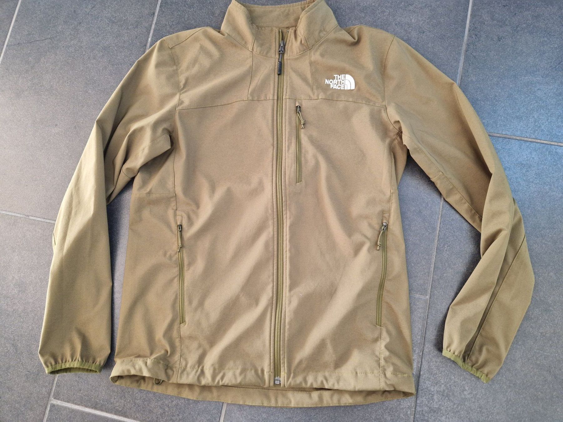 North Face Jacken: THE NORTH FACE - Trainingsjacke/Sportjacke – Neu (gemäss Beschreibung) aus Möhlin von Cloudy73 1