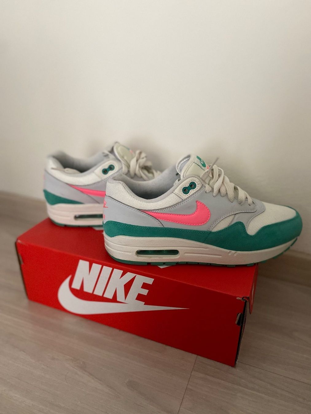 Nike Scarpe da uomo: Nike Air Max 1 Watermelon – Nuovo (secondo la descrizione) da Chur venduto da Cdk1 1