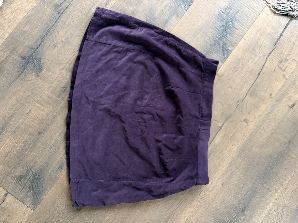 Gonne: Cordjupe lila Gr. M – Usato da Lachen SZ venduto da AnSi88 1