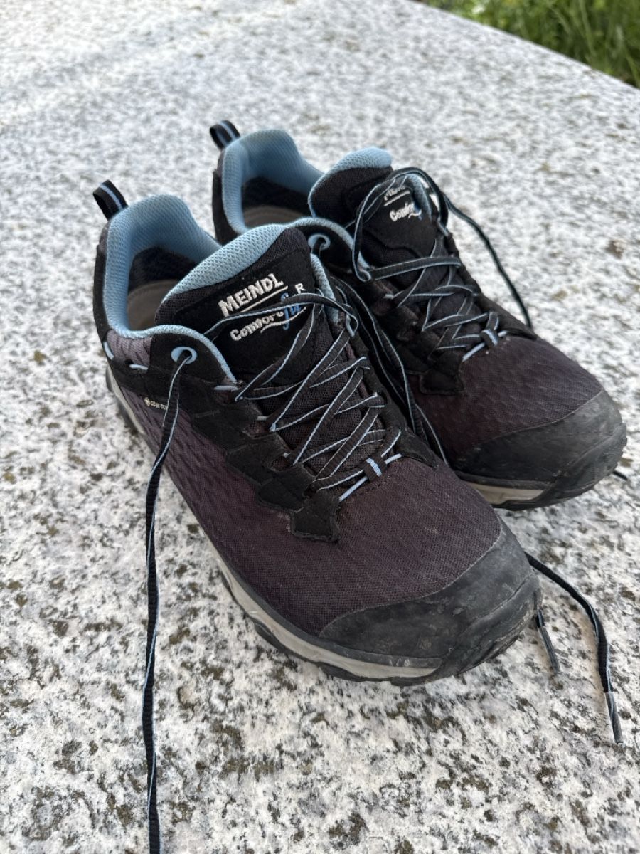Meindl Scarpe da donna: Meindl Wanderschuhe Damen Gr. 39 – Usato da Wegenstetten venduto da ItsVi