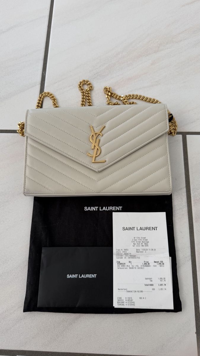 Saint Laurent Sacs femmes: Saint Laurent Umhängetasche – Neuf (Voir description) à Würenlos par engeli028
