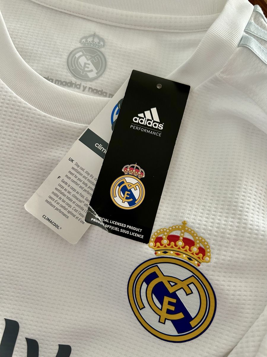 Real Madrid Canottiere & Pantaloni: Real Madrid Shirt Adidas – Nuovo e nell'imballaggio originale da Zürich venduto da ann_5b6d 5