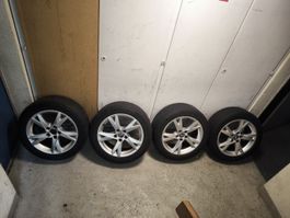 Original Audi 17 Zoll Alufelgen mit Sommerreifen 225/50 R17