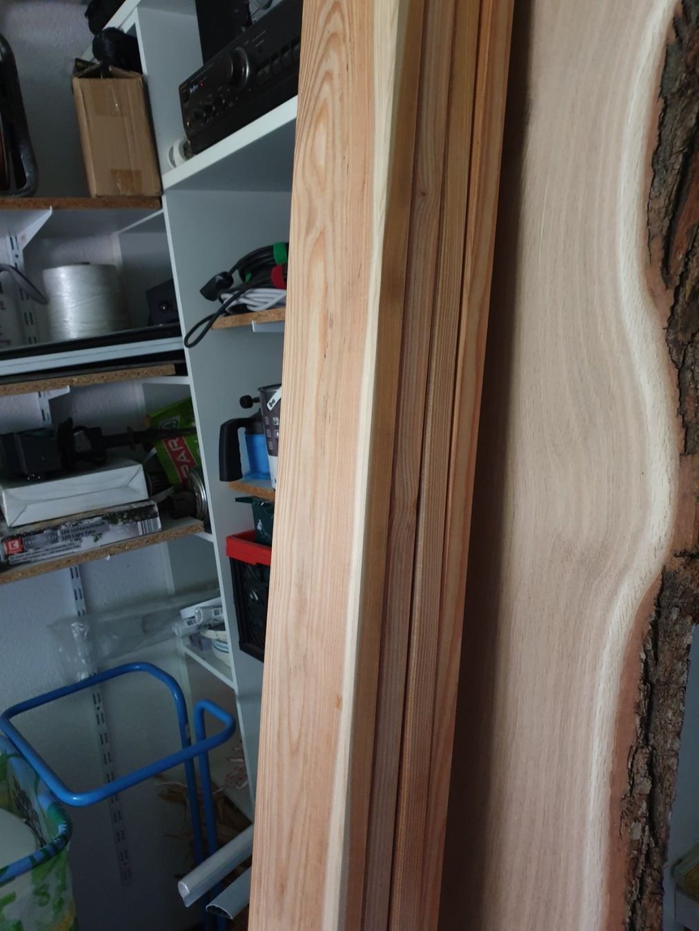Articoli in legno: Duglasie Bretter – Nuovo (secondo la descrizione) da Rickenbach LU venduto da trucker.s 1