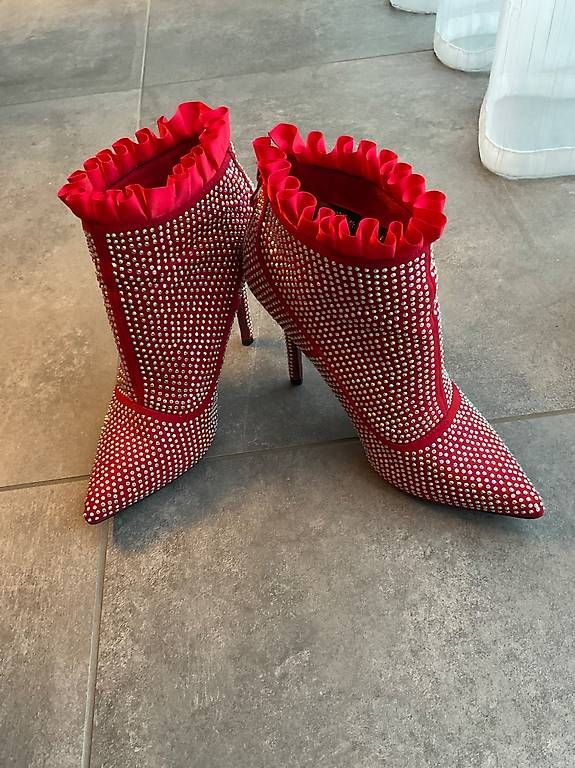 Scarpe da donna: Glitzer Heel Stiefelette – Usato da Erlinsbach SO venduto da Adica