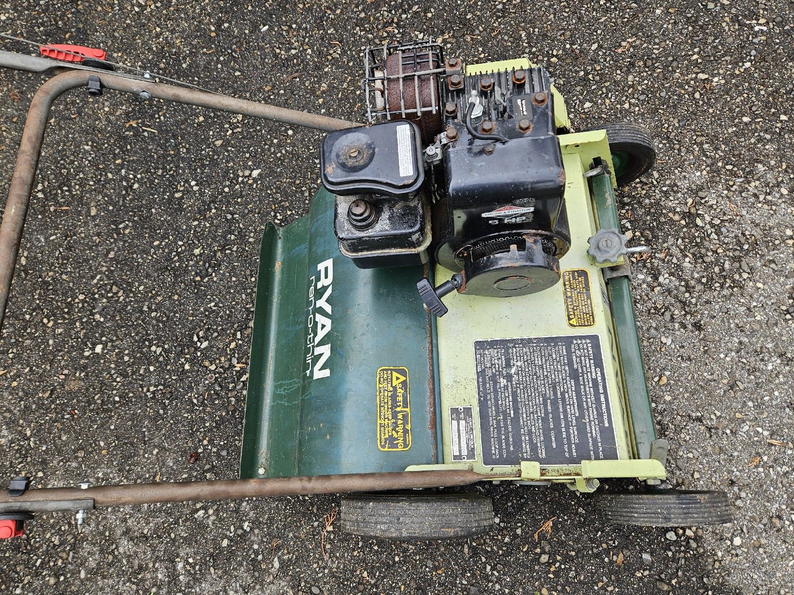 Attrezzi per la lavorazione del suolo: Ryan Rasenlüfter / Vertikutierer Briggs&Stratton 5 PS – Usato da Oberburg venduto da znas 1