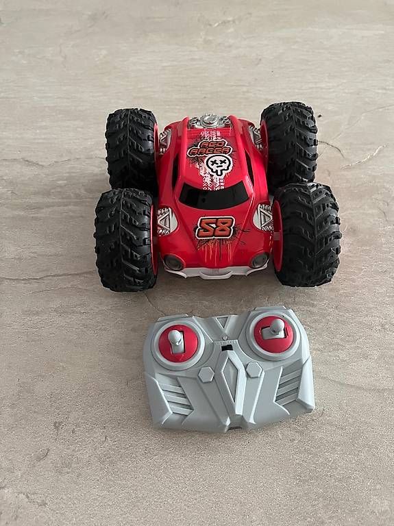 RC Kits de montage: Ferngesteuerter Red Racer – D'occasion à Effingen par dan_ymv8 1