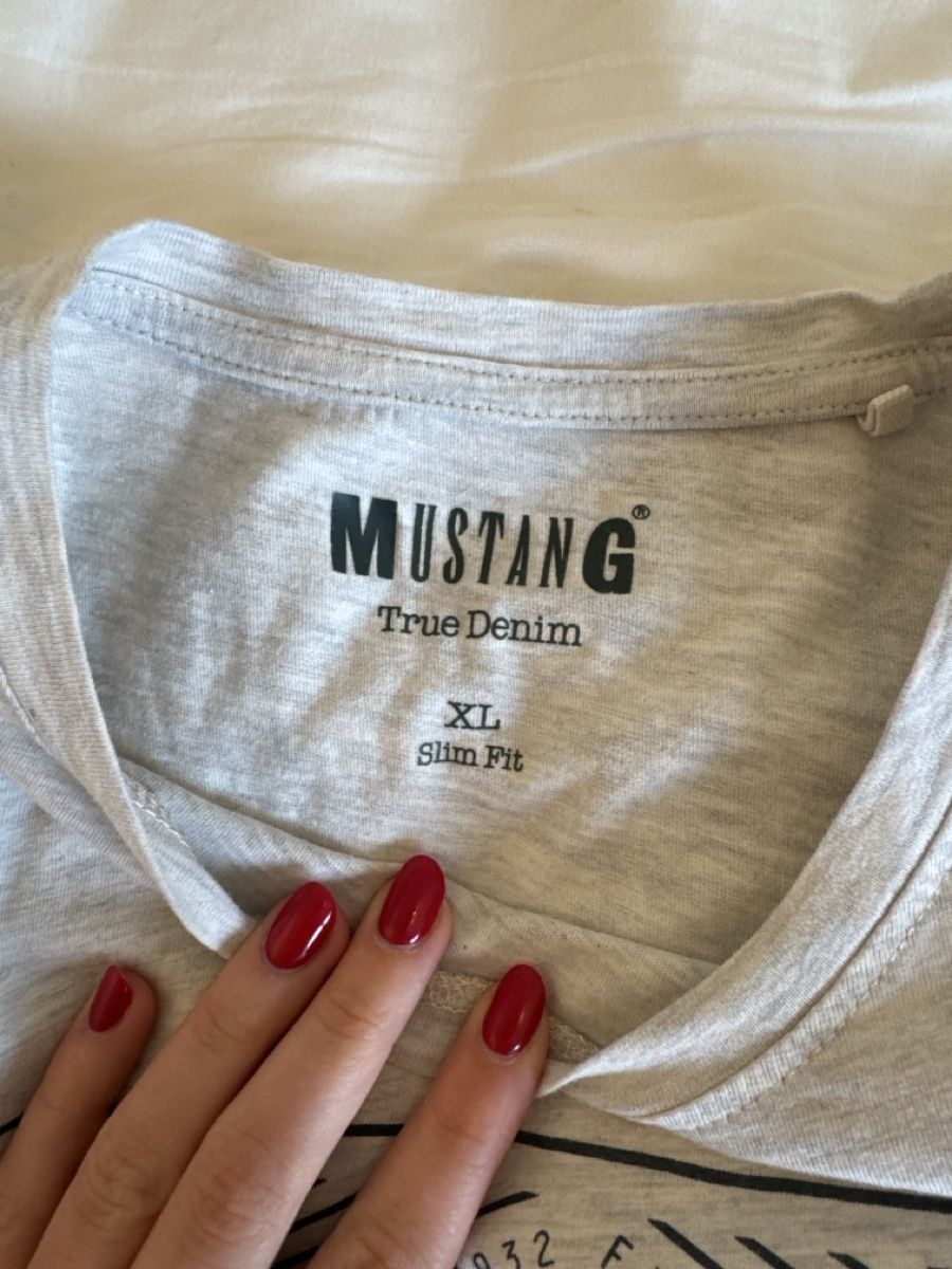 T-shirt: Mustang T-Shirt – Nuovo (secondo la descrizione) da St. Gallen venduto da syna_99 1