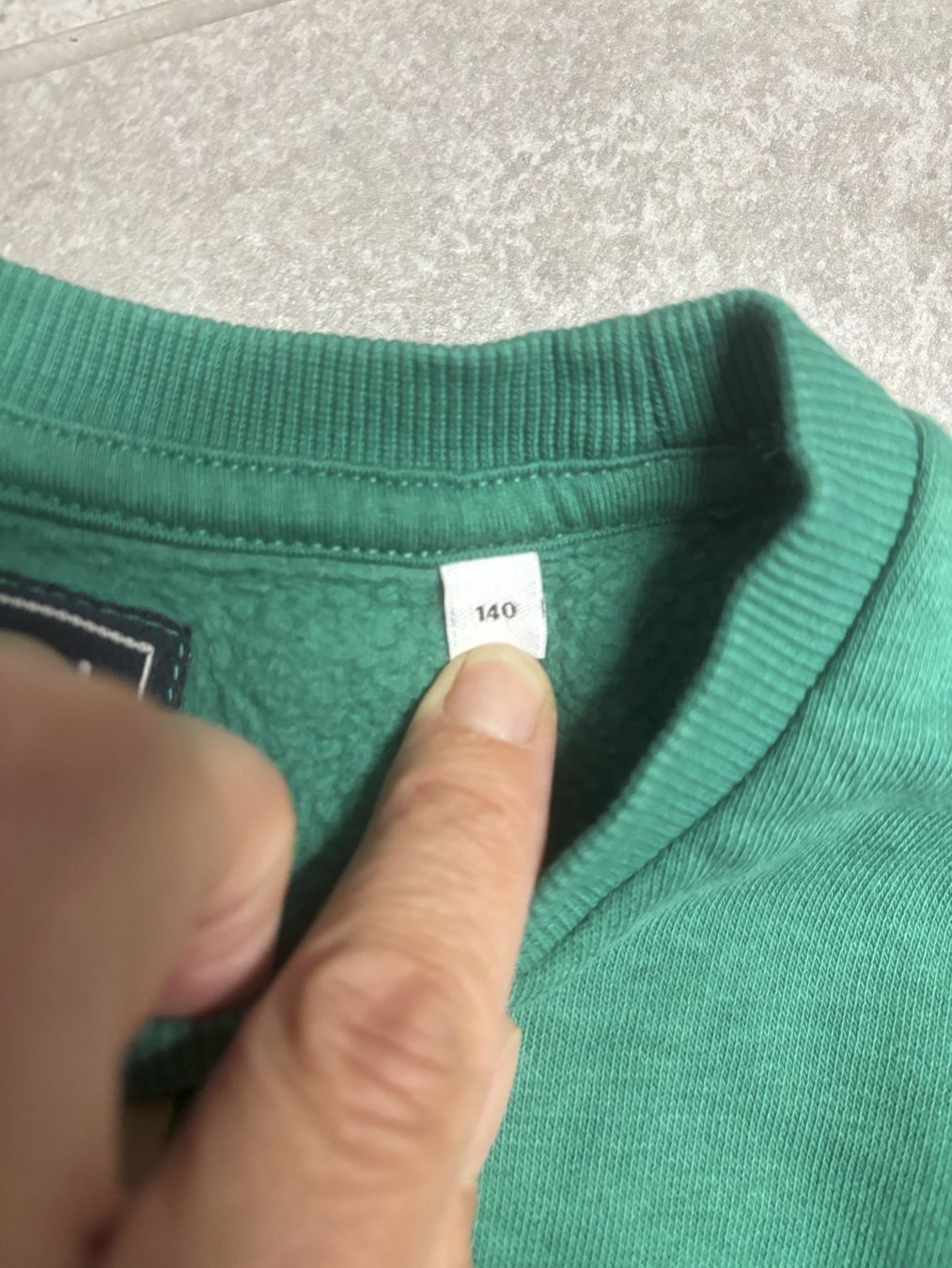 Pulls & Sweat-shirts: Pull de Noël 140 chaud – D'occasion à Salvenach par gwenwywar 1