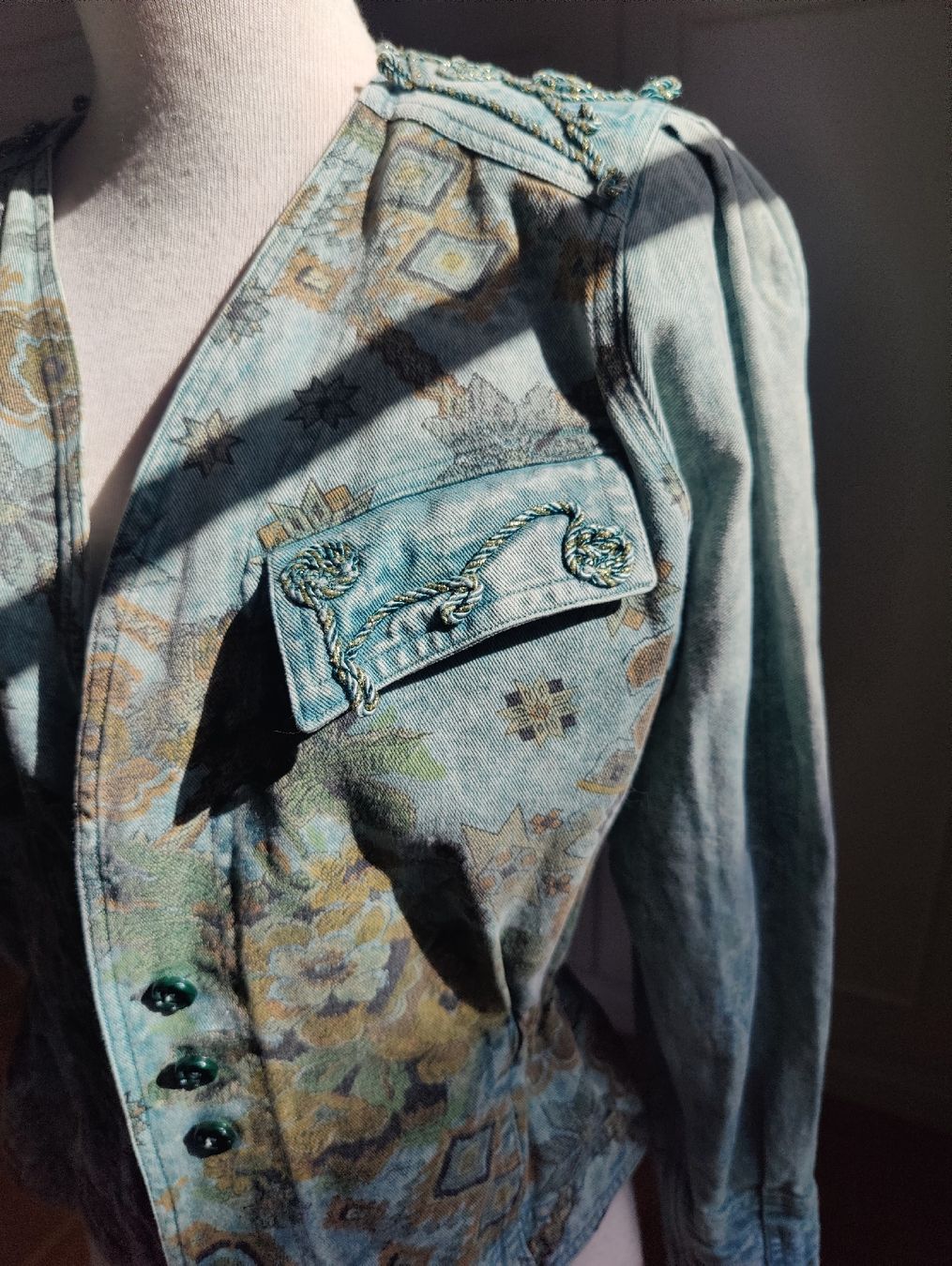 Jacken: Rare Vintage 80's Patterned Denim Jacket  – Gebraucht aus La Tour-de-Peilz von dAutrefois 5