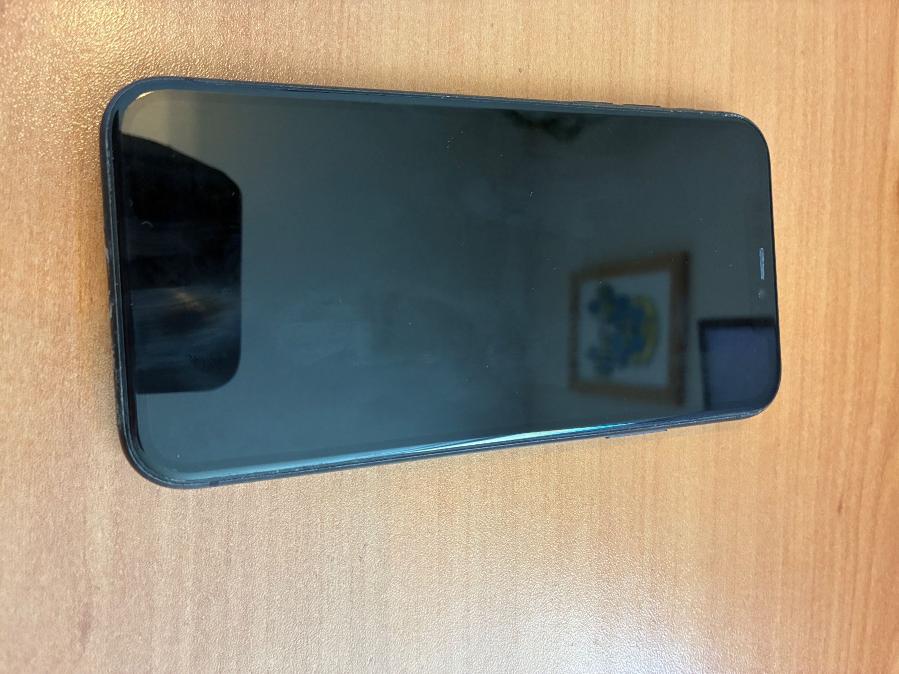 Apple Telefoni cellulari / Smartphones: Iphone 11 - 64 GB - noir – Usato da Grandvillard venduto da jo-1991