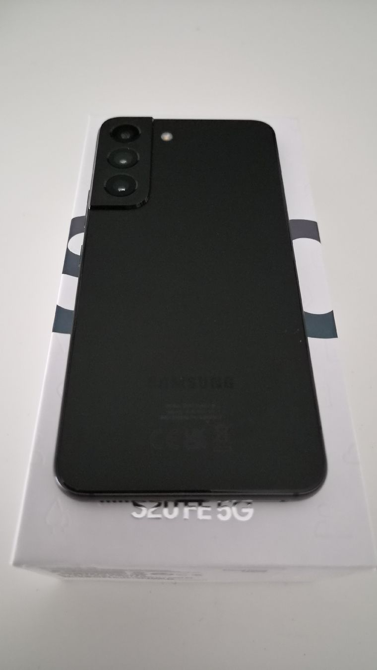 Samsung Telefoni cellulari / Smartphones: Samsung Galaxy S22 – Usato da Niederbuchsiten venduto da chaschte01 6