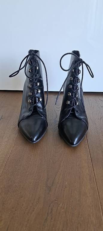Damenschuhe: Navyboot Stiefeletten Schwarz Grösse 39 – Gebraucht aus Hergiswil NW von nad_py7f