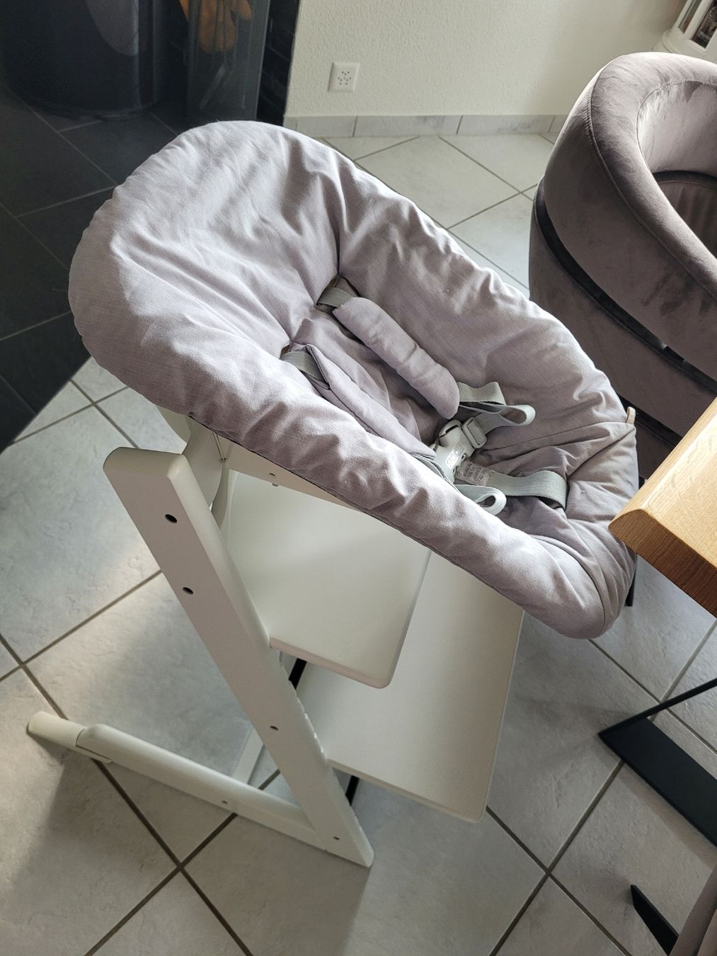 Stokke Hochstühle: Tripp Trapp Newborn Aufsatz – Gebraucht aus Gisikon von Flowerpower92