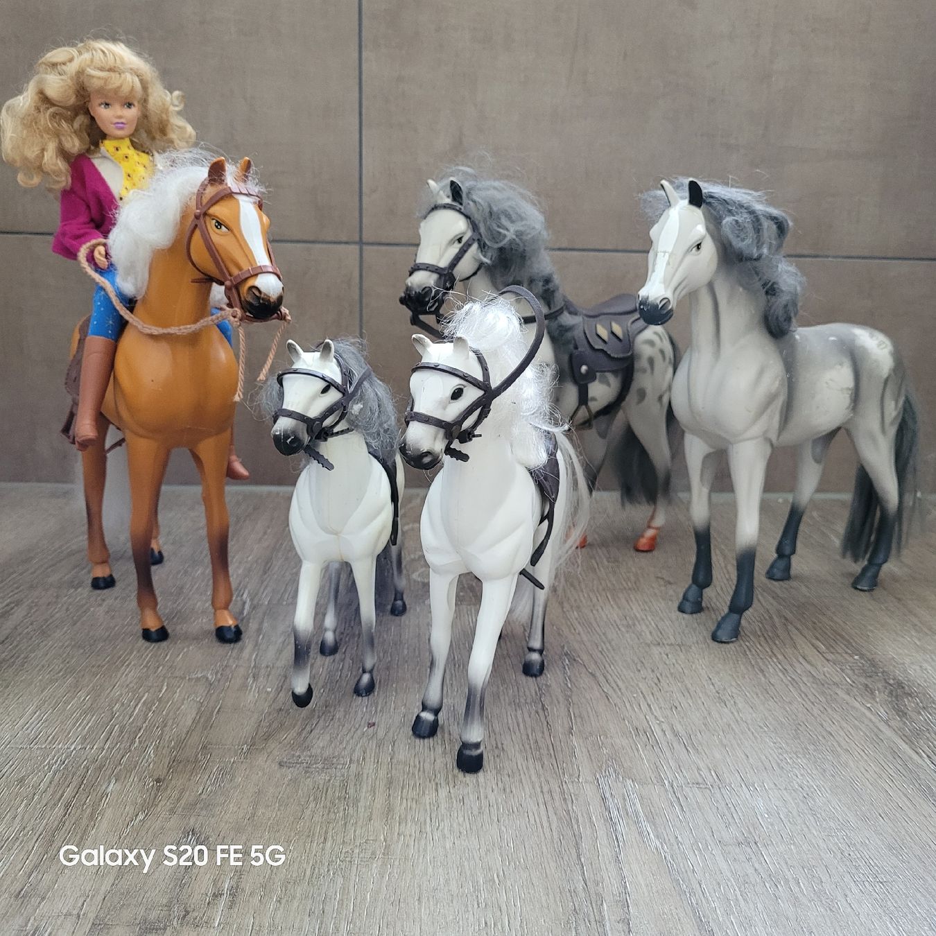 Giocattoli: Barbie Pferde KID KORE – Usato da Niederbuchsiten venduto da klengyel