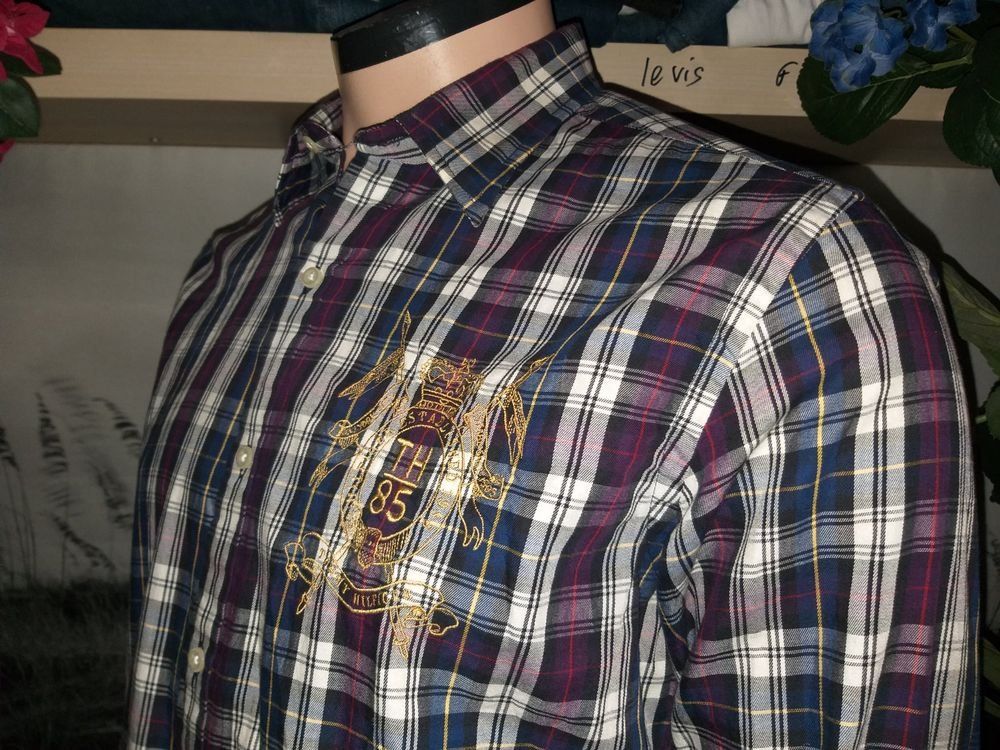 Tommy Hilfiger Camicie: Chemise / Hemd TOMMY HILFIGER    Taille / Grosse M ...... – Usato da Cossonay-ville venduto da Super-Price-Quality 4